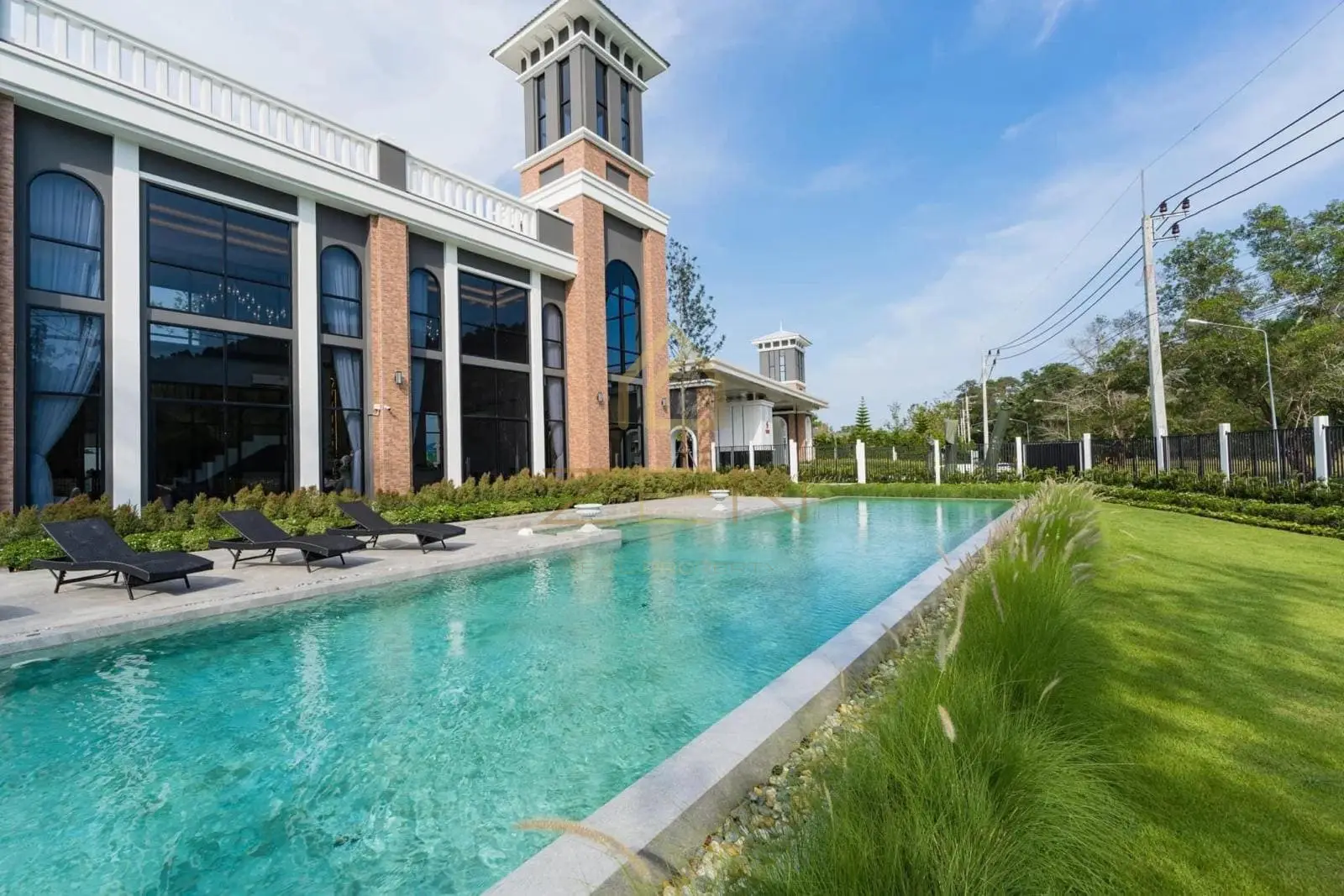 WhatsApp Image 2025-11-26 at 12.16.50 (2)