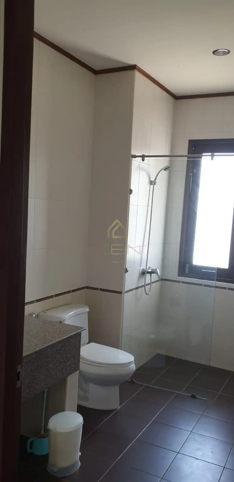 WhatsApp Image 2025-11-27 at 10.06.53 (1)