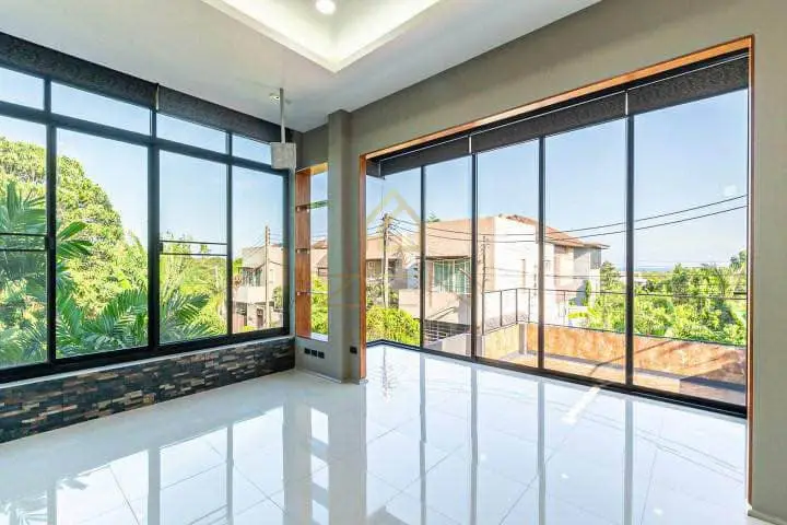 555453980_24753997380929399_5930008960596171486_n