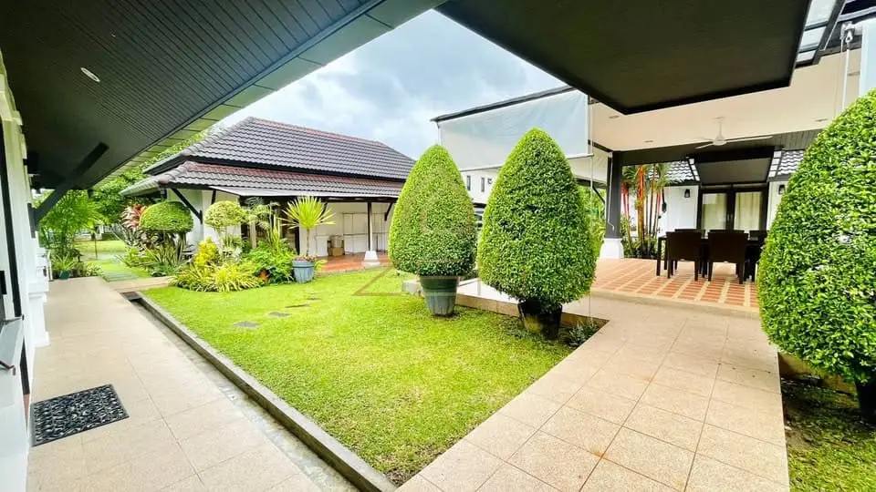 575108010_10163382979720340_1838602089973772784_n