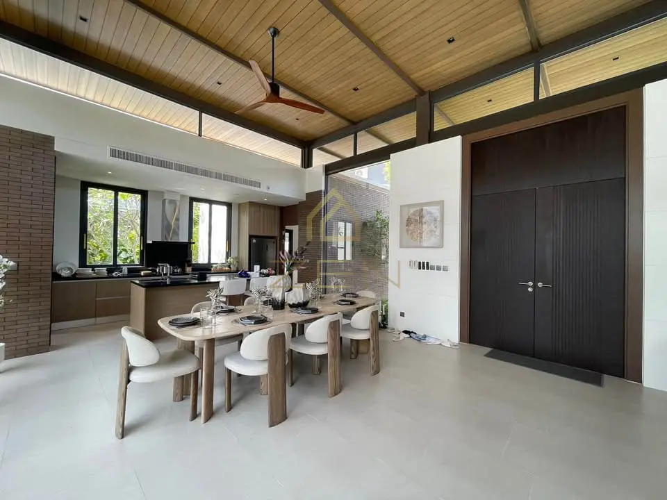 590759655_10163494189182378_5489056864936244222_n