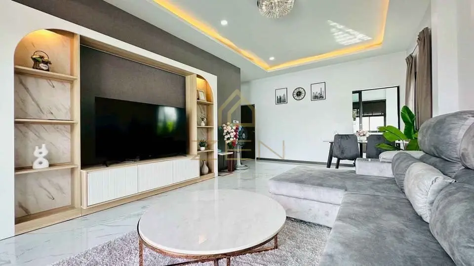 592124241_122229592952283118_7485228120782969244_n