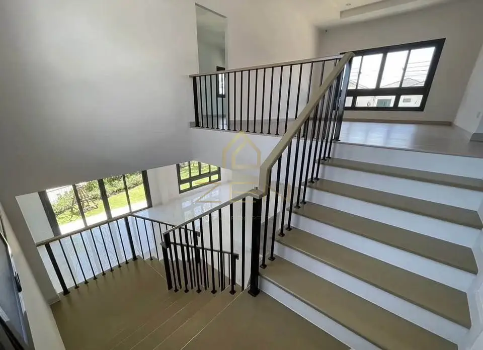 592351871_814225418271324_6870468381934542356_n