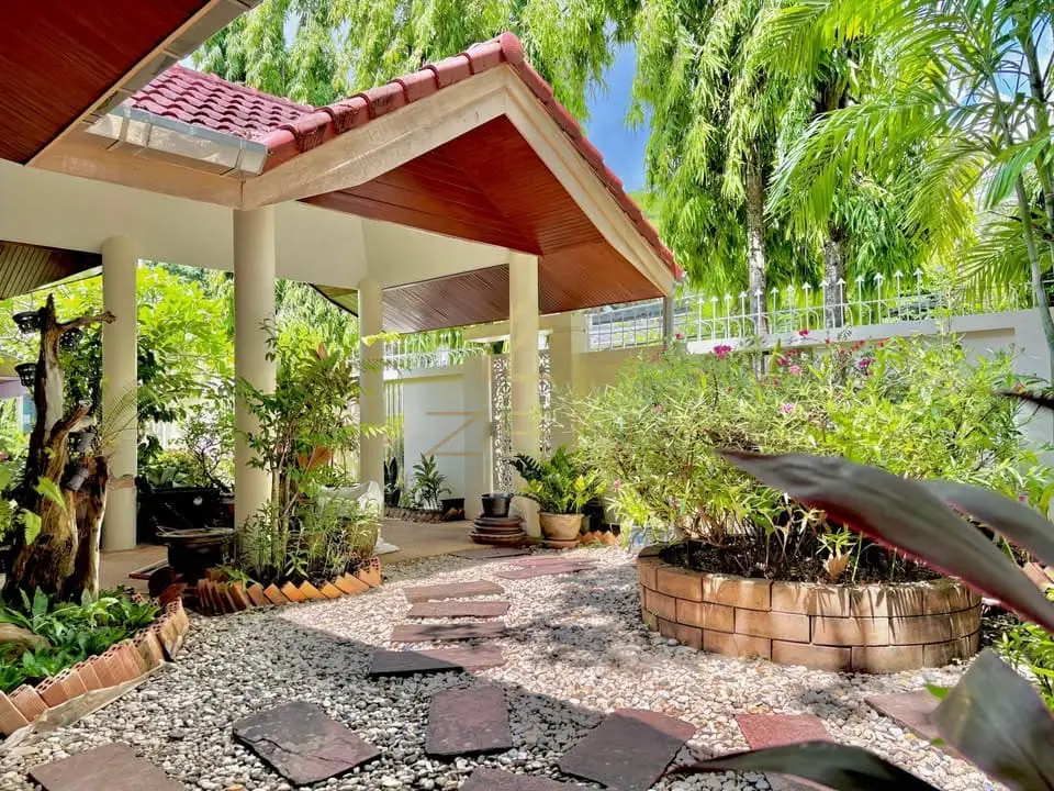 592869998_1162691456074246_5787768430138708803_n