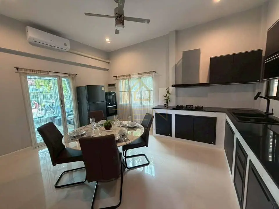 594512682_873308735066711_8094998346972837918_n