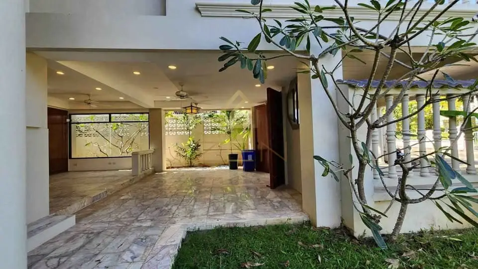 596806546_10161516421736262_4791831040363614690_n