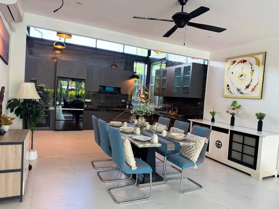 596822923_122290295102229996_3421200152411409045_n