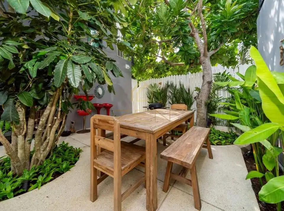 597704876_10163823751058828_2511660520092299576_n