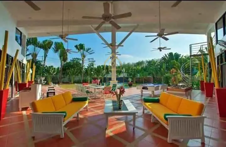 600271014_2414714055648379_5659219541119822573_n