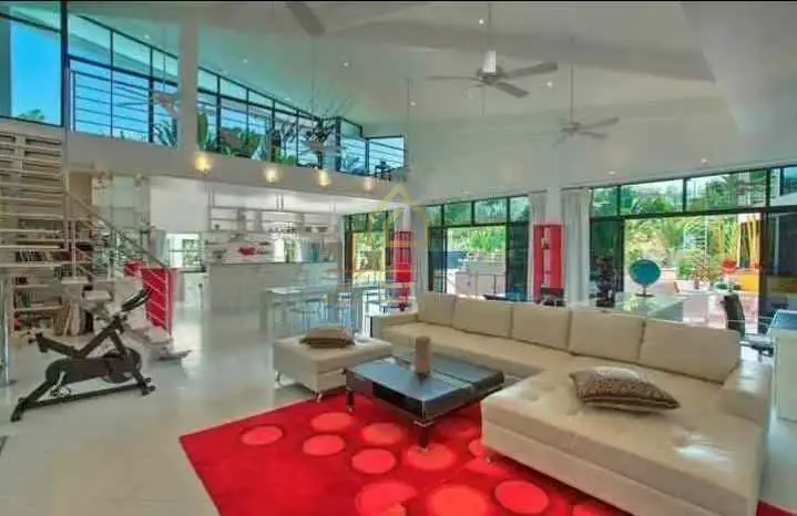 601381310_2414713965648388_3574955497769168119_n