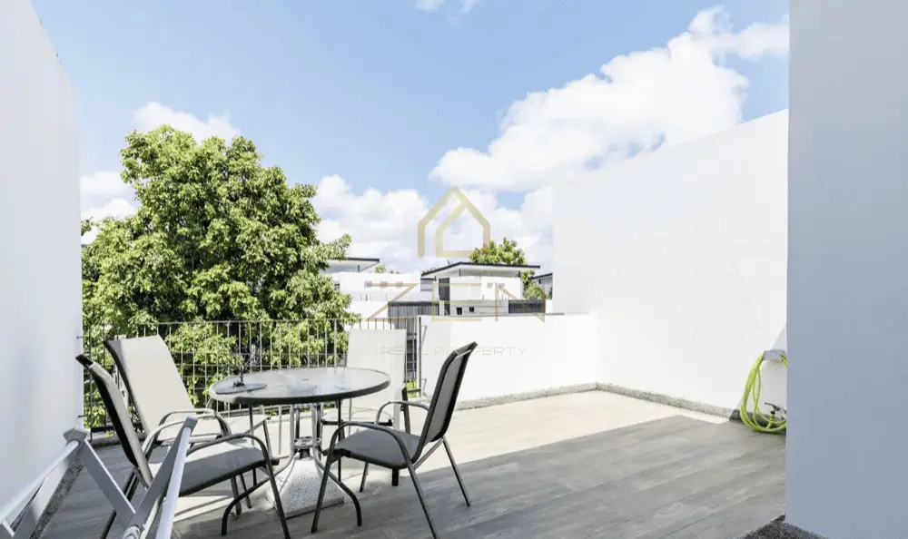 Screen Shot 2025-12-12 at 12.17.39