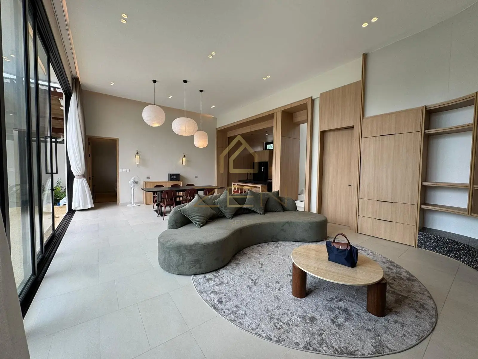 WhatsApp Image 2025-12-03 at 08.00.47 (1)