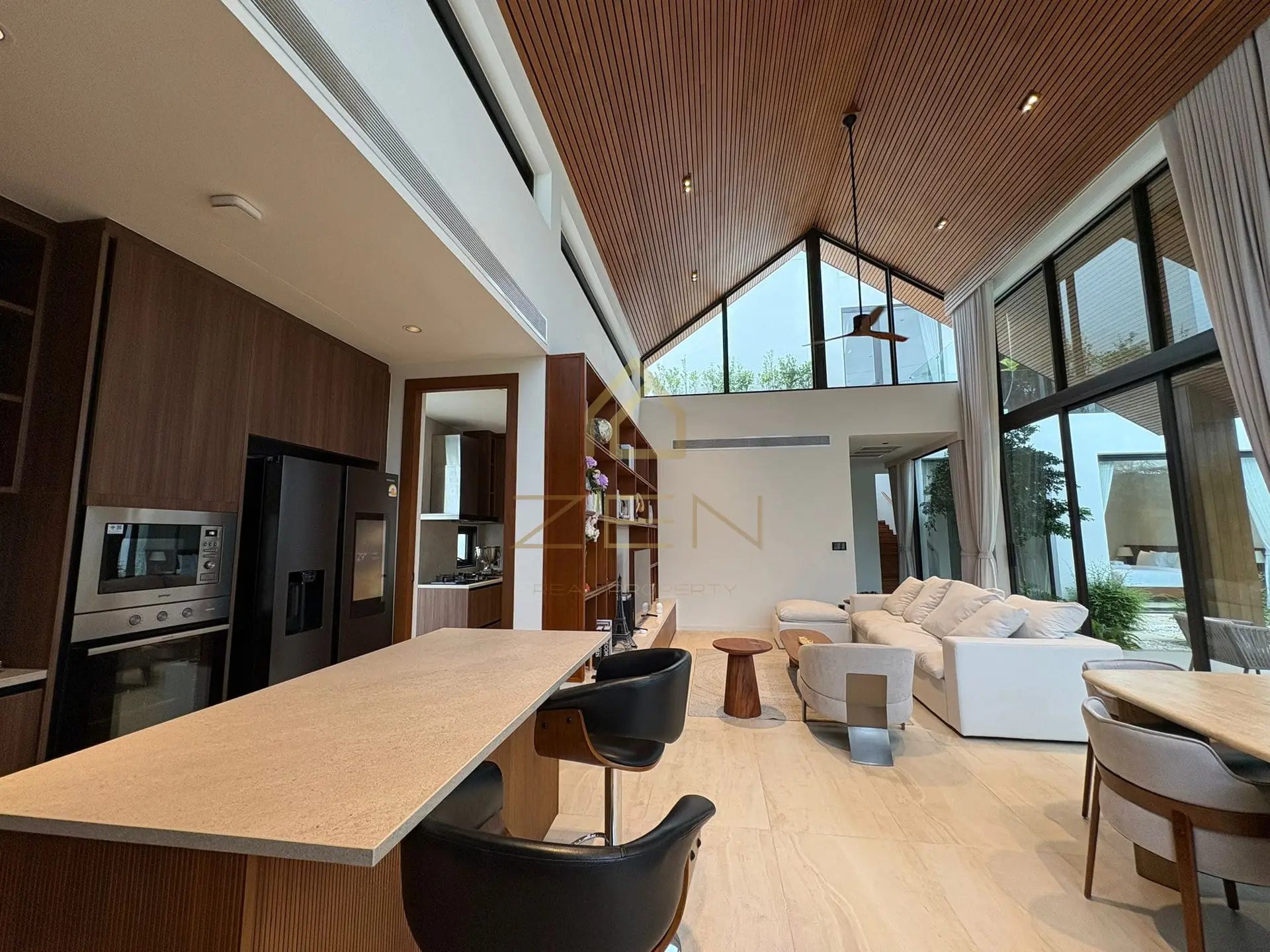 WhatsApp Image 2025-12-04 at 07.11.52