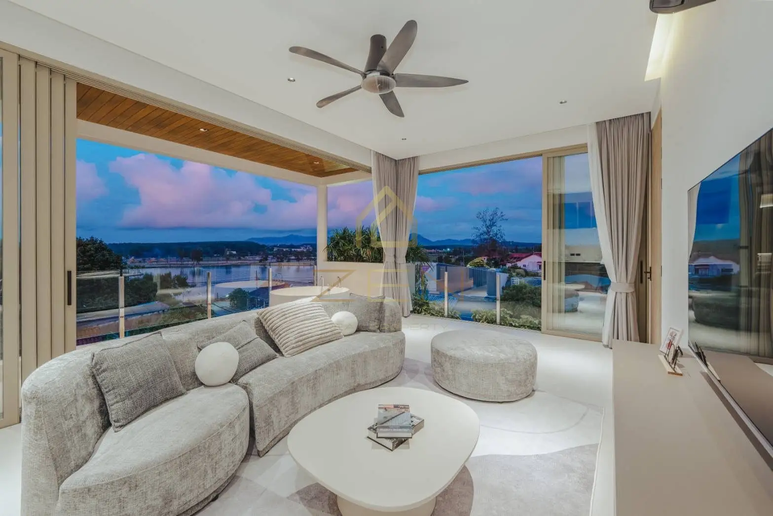 WhatsApp Image 2025-12-08 at 14.52.07