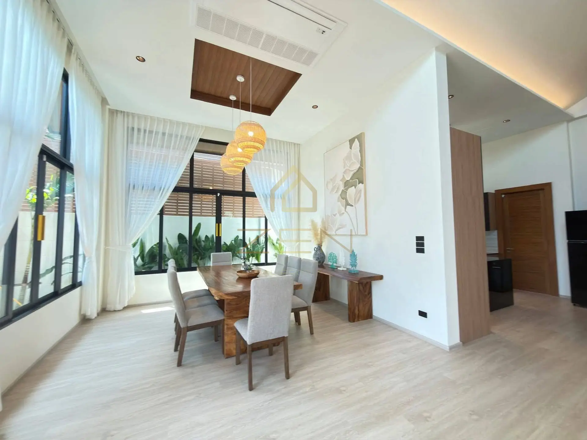 WhatsApp Image 2025-12-08 at 15.14.42