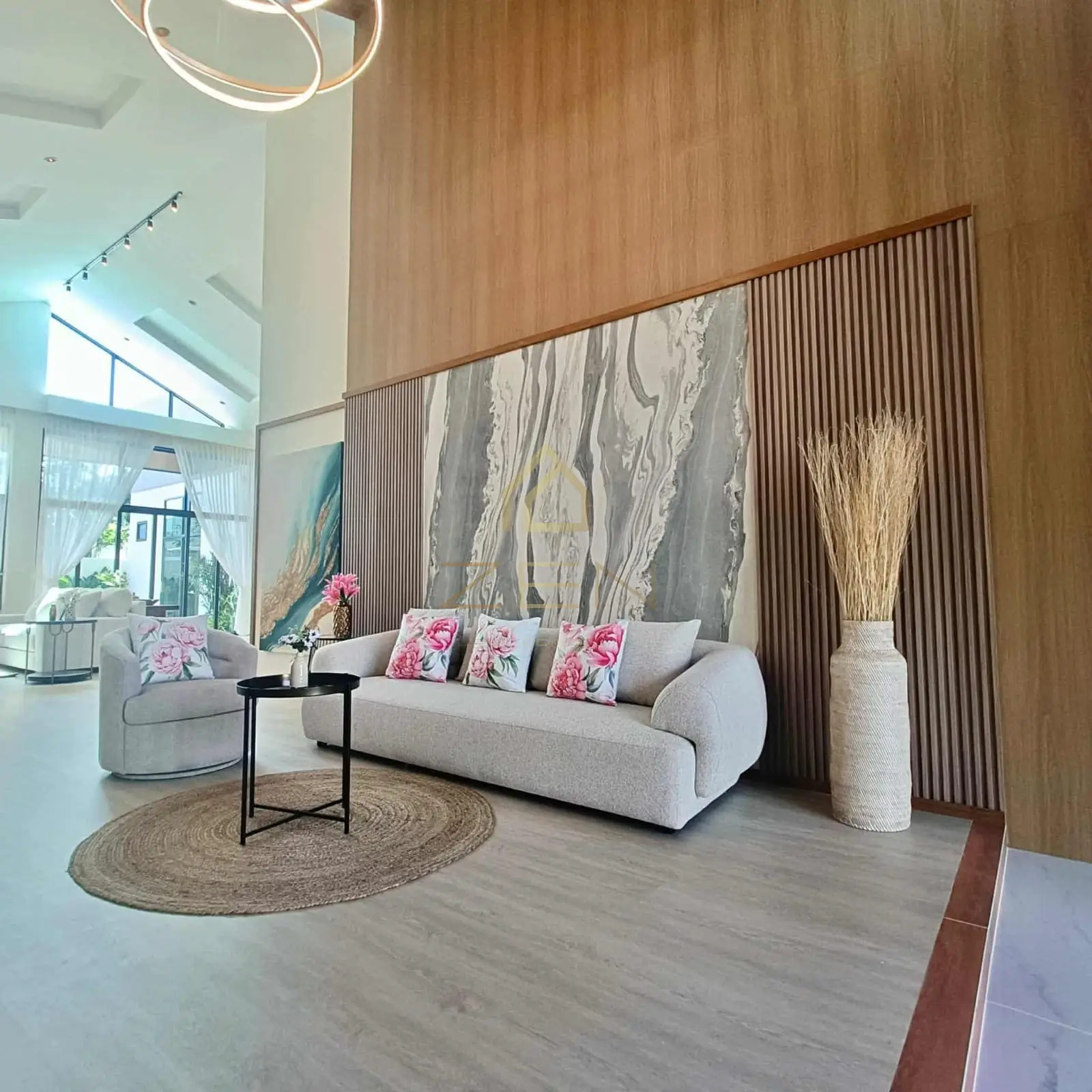 WhatsApp Image 2025-12-08 at 15.14.45