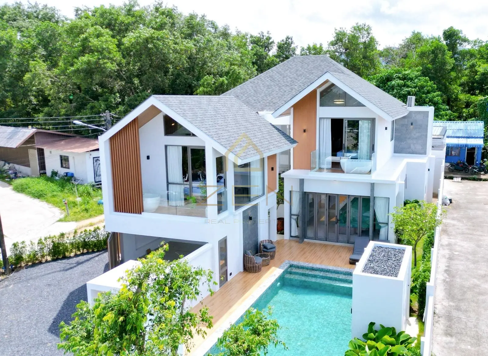 WhatsApp Image 2025-12-11 at 15.08.06 (1)