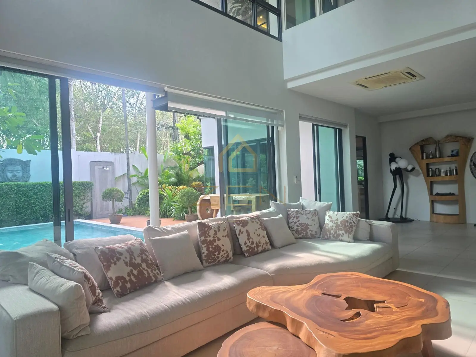 WhatsApp Image 2025-12-29 at 17.50.10