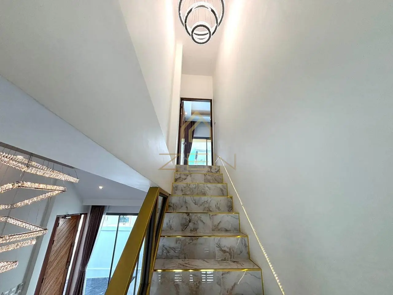 1767782439_3a26c40043be654f2a8f_1767782439