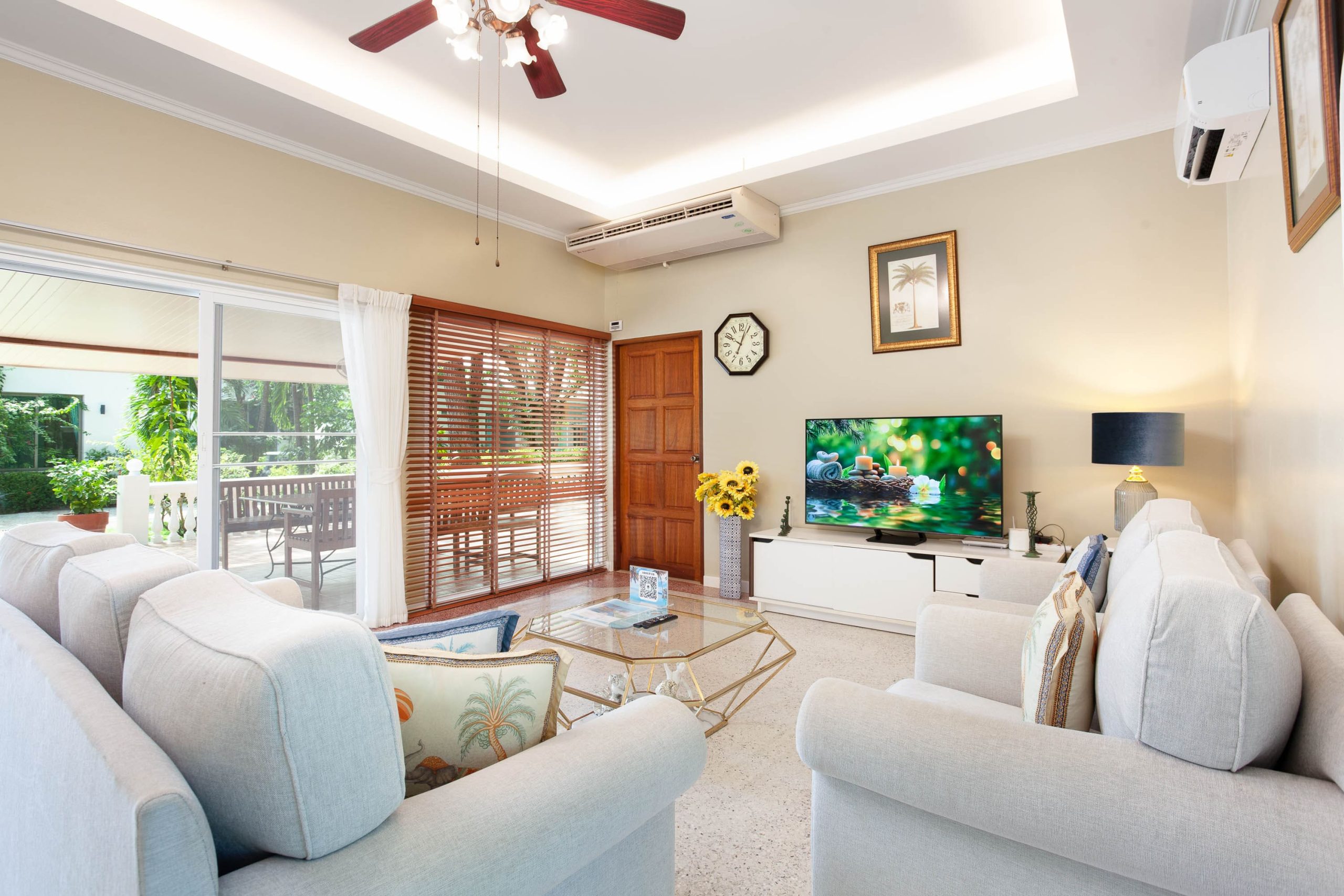 12_4-Bedroom Villa with Partial Seaview