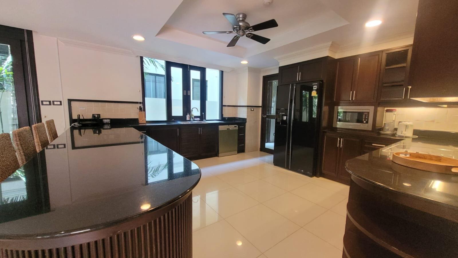 512682181_24106896648976832_3626677801247283567_n