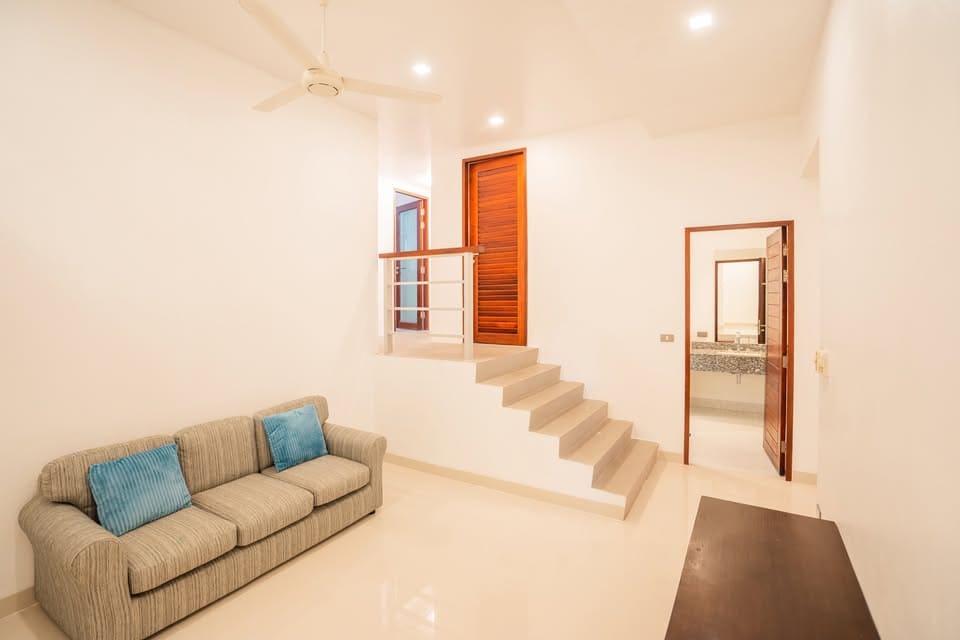 598745478_1235732401806808_1581379858597008853_n