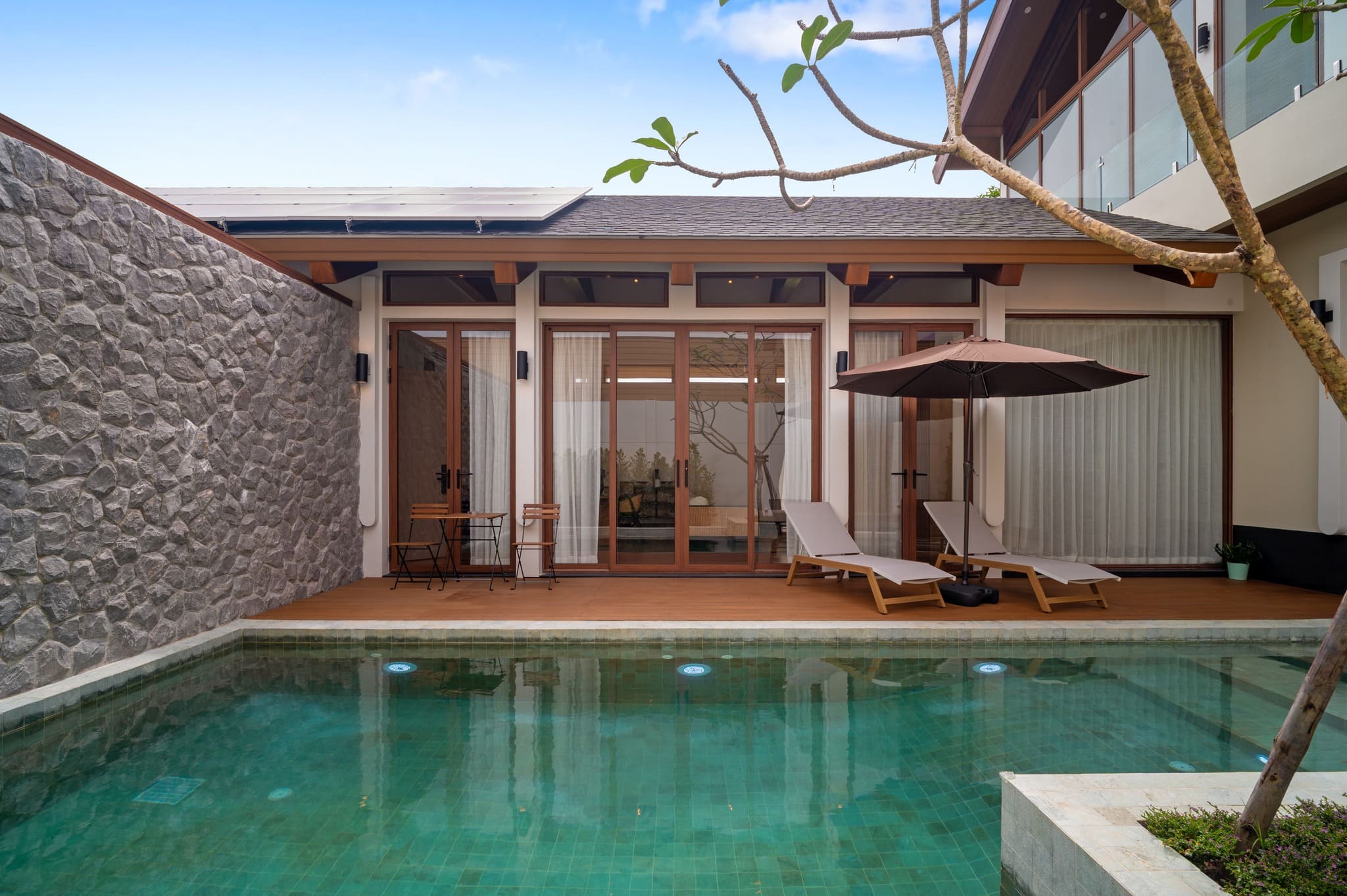 630433444_122216137406280129_3176083502820933166_n