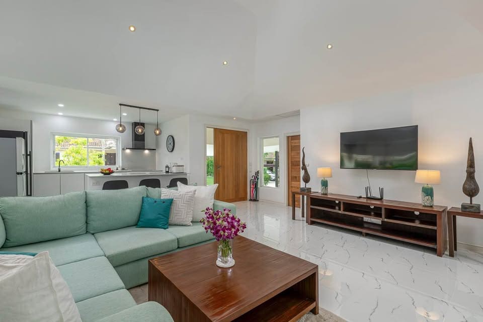 657240680_10164424374544479_5572652405405179807_n