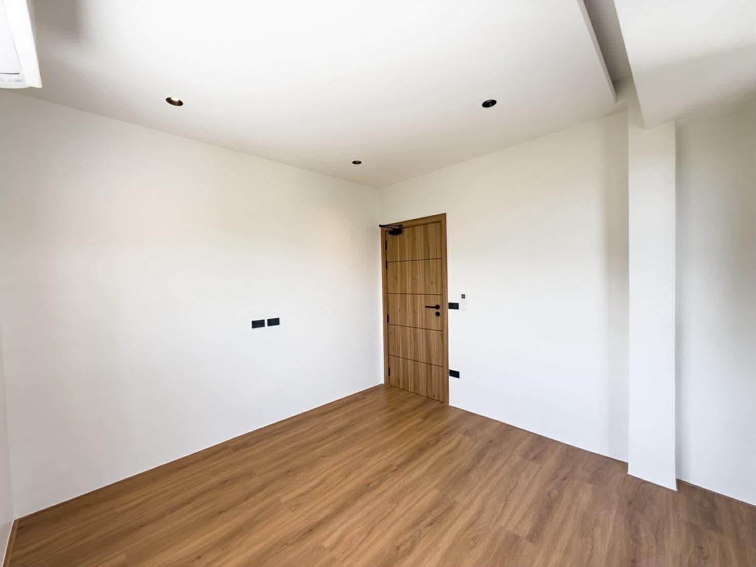 666503112_1291449206216800_4224775726504926786_n