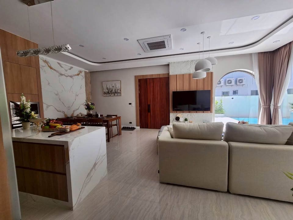 669999391_10225490466648222_95763046602942150_n