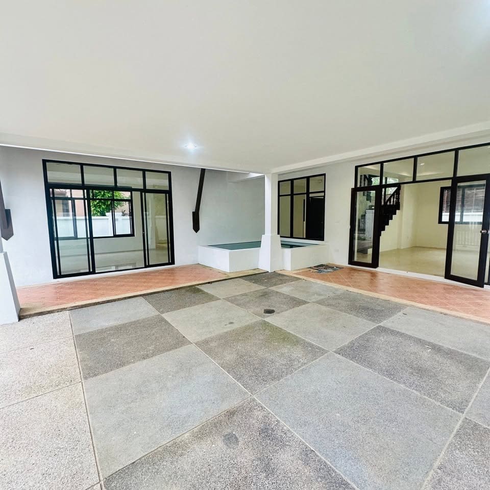 678761748_10242482968470811_8487215078646872812_n