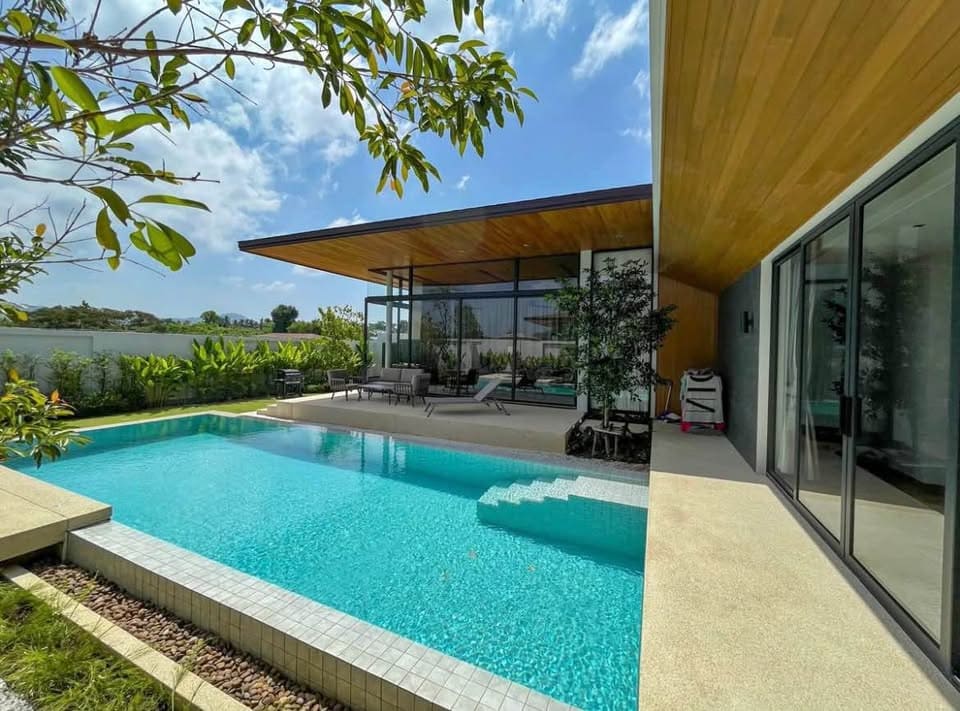 678932466_122153311154979191_6556867173800758749_n-2