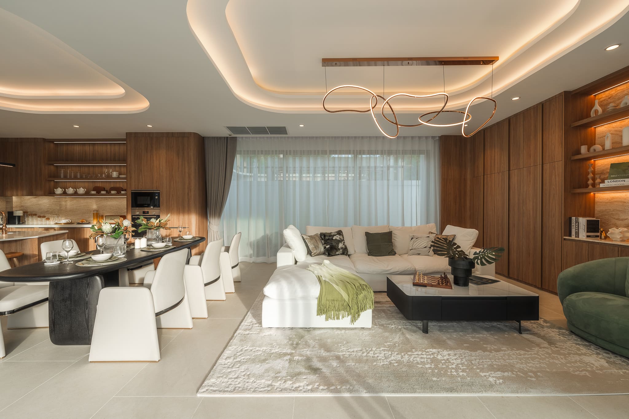 Interior04
