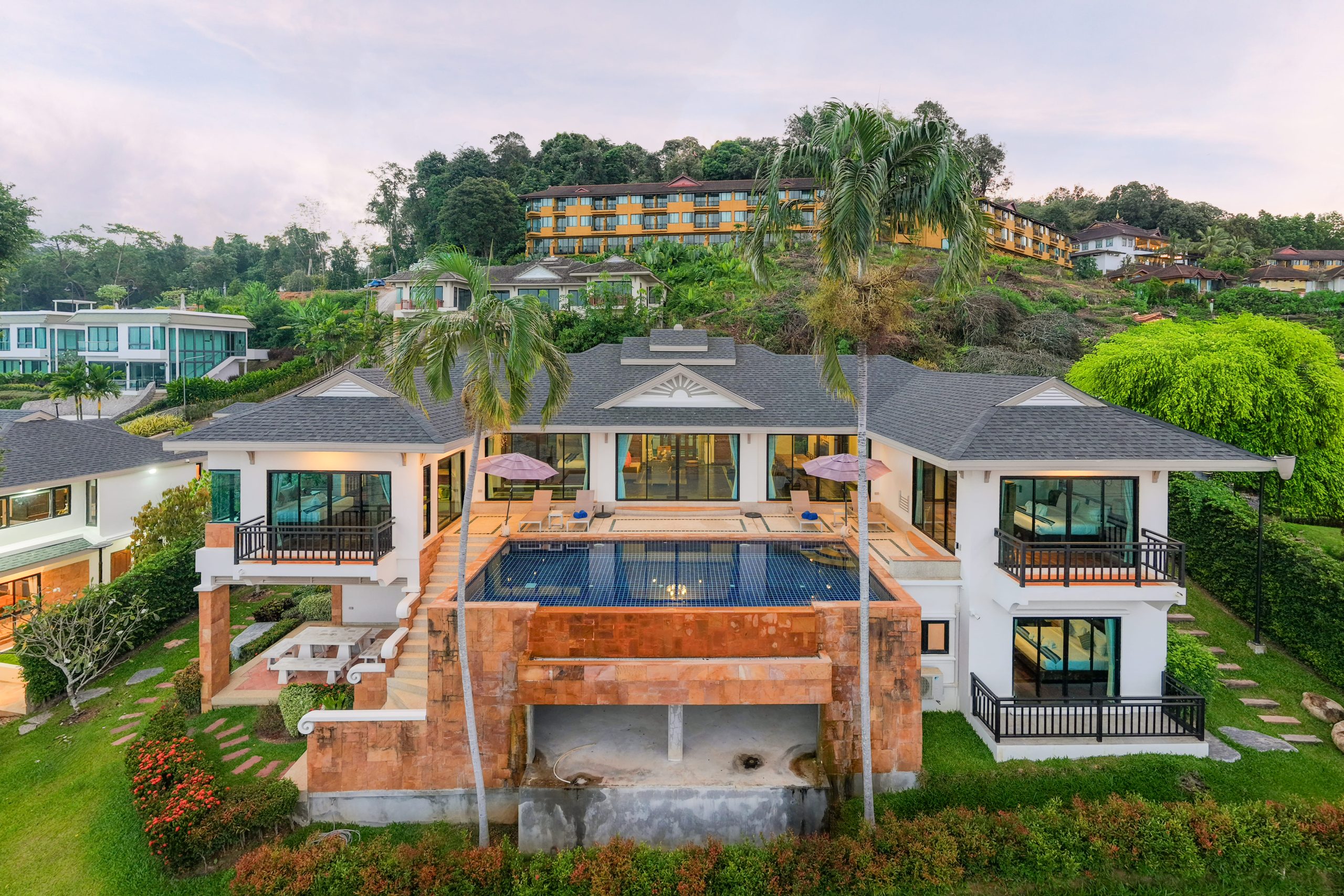 _VILLA-2_DRON3