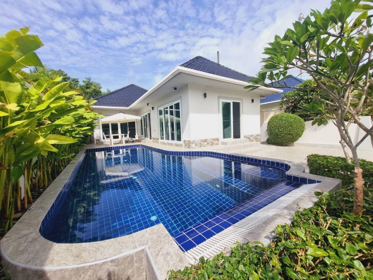 Private 3 Bedroom Pool Villa in Rawai for Rent