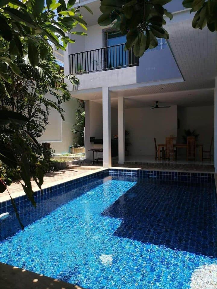 Modern Villa with 4 Bedrooms in Rawai For Rent, Rawai, Phuket