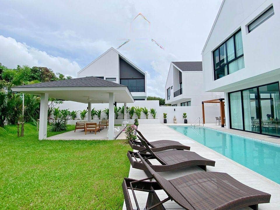 Private 4 Bedroom Villa in Prasak-Cherngtalay for Rent