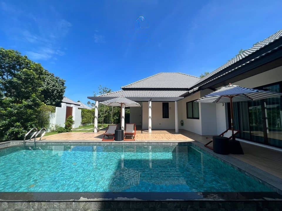 PRIVATE 3-BEDROOM VILLA – BANG TAO BEACH