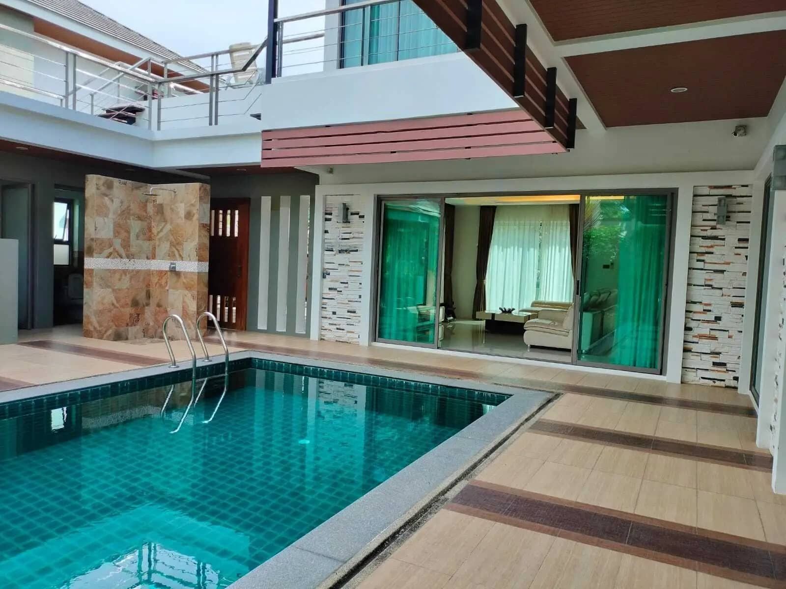 Private 3 Bedroom Luxury Pool Villa in Chalong for Rent