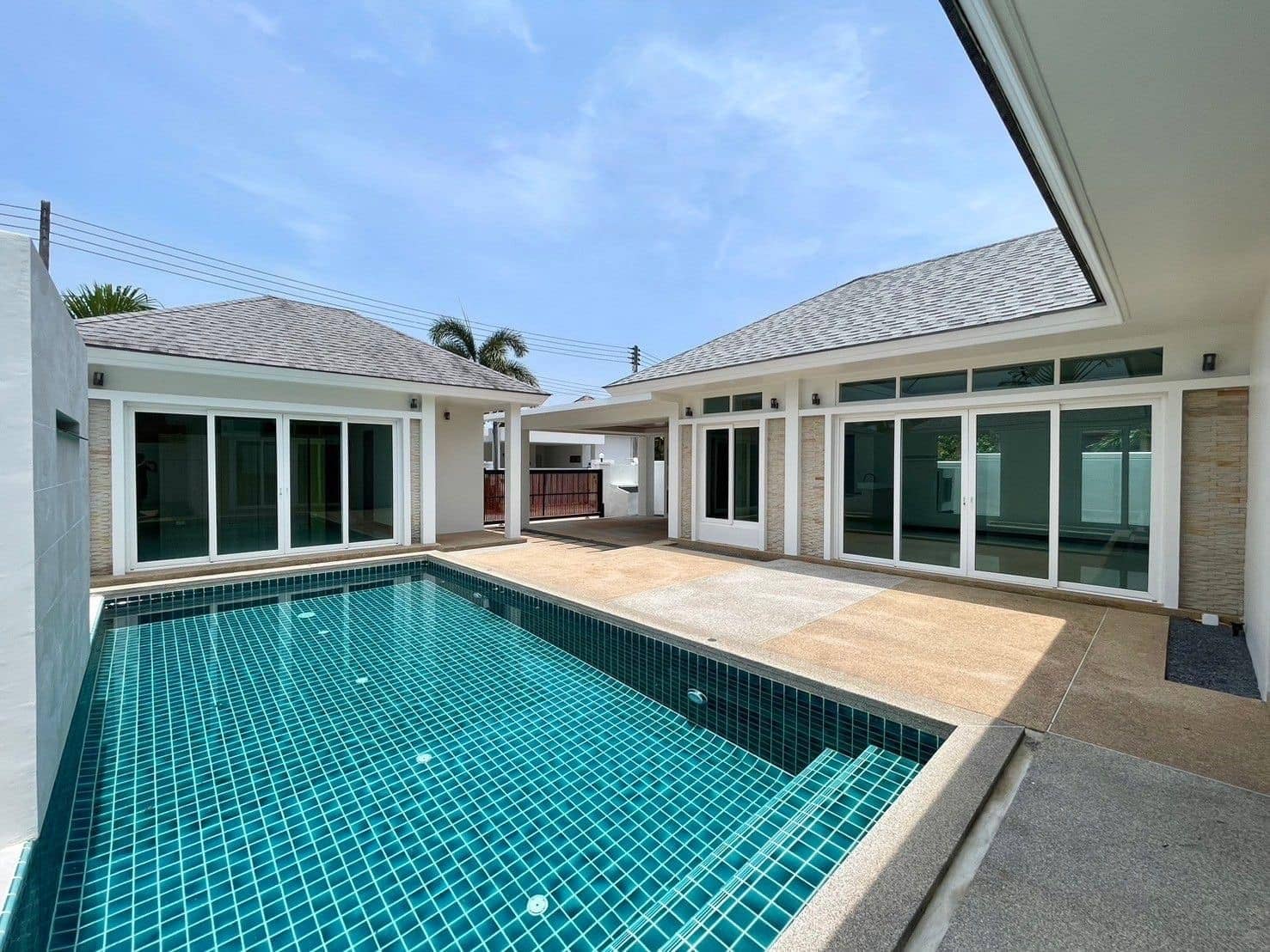 Private 3 Bedroom Villa in Rawai for Sale