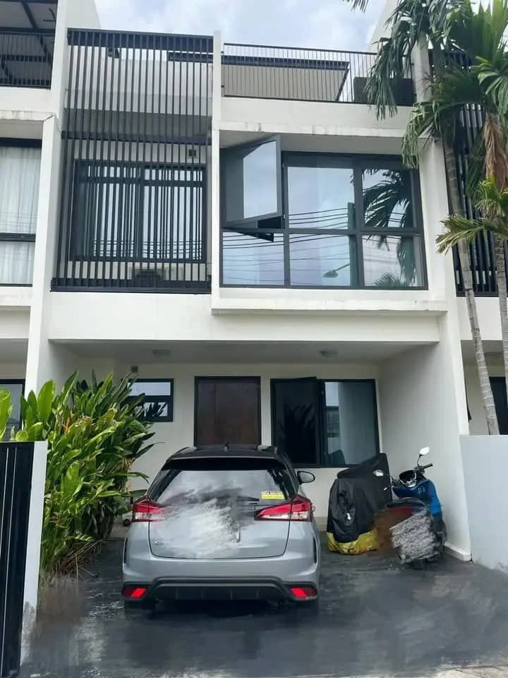Modern 3-Bedroom House in Bang Tao for Long-Term Rental, Bang Tao, Phuket