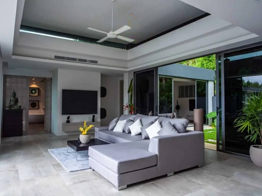 Luxury Villa with 4 Bedrooms in Cherngtalay For Sale, Bang Tao, Phuket