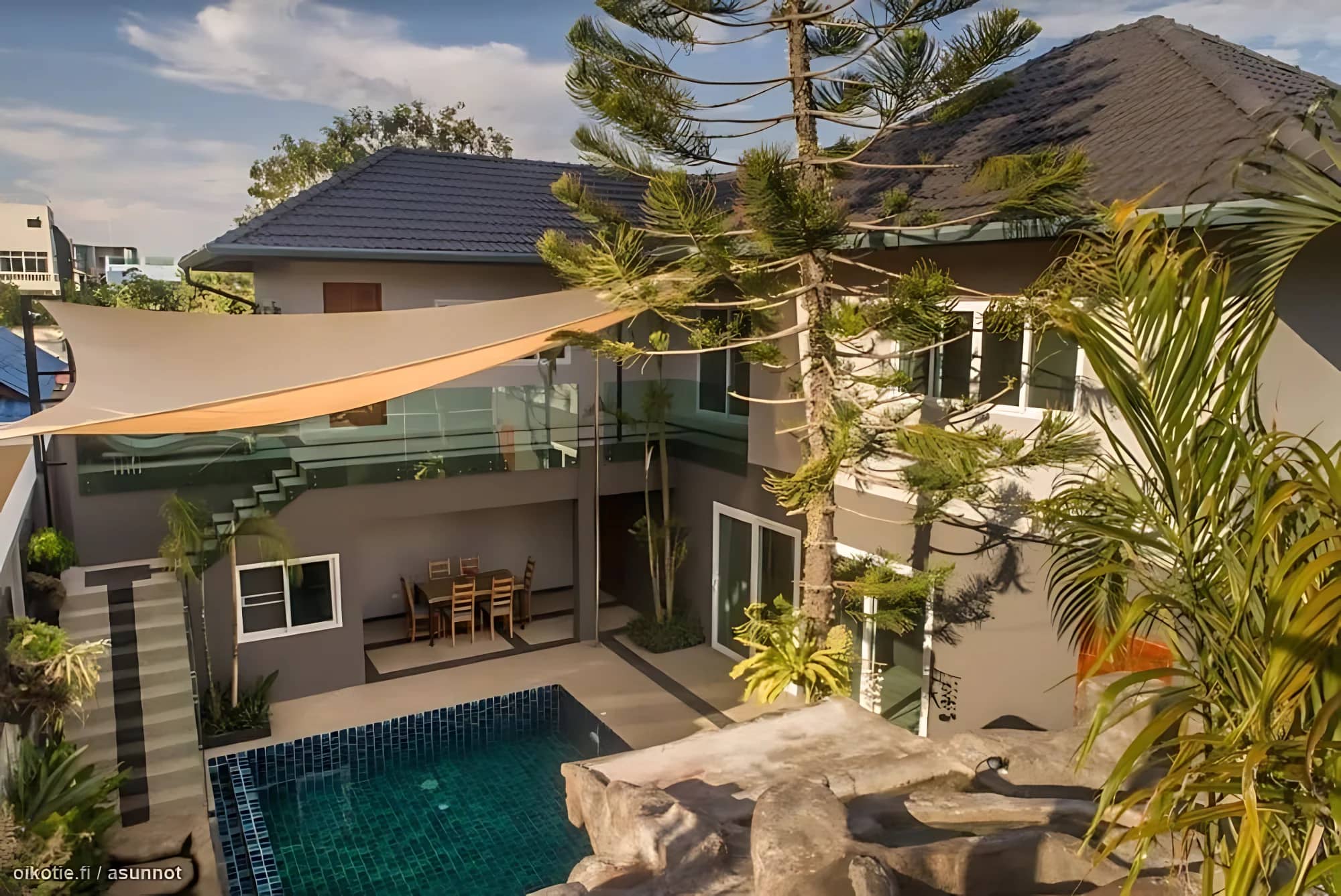 Private Modern 5 Bedroom Villa in Rawai for Rent, Rawai, Phuket