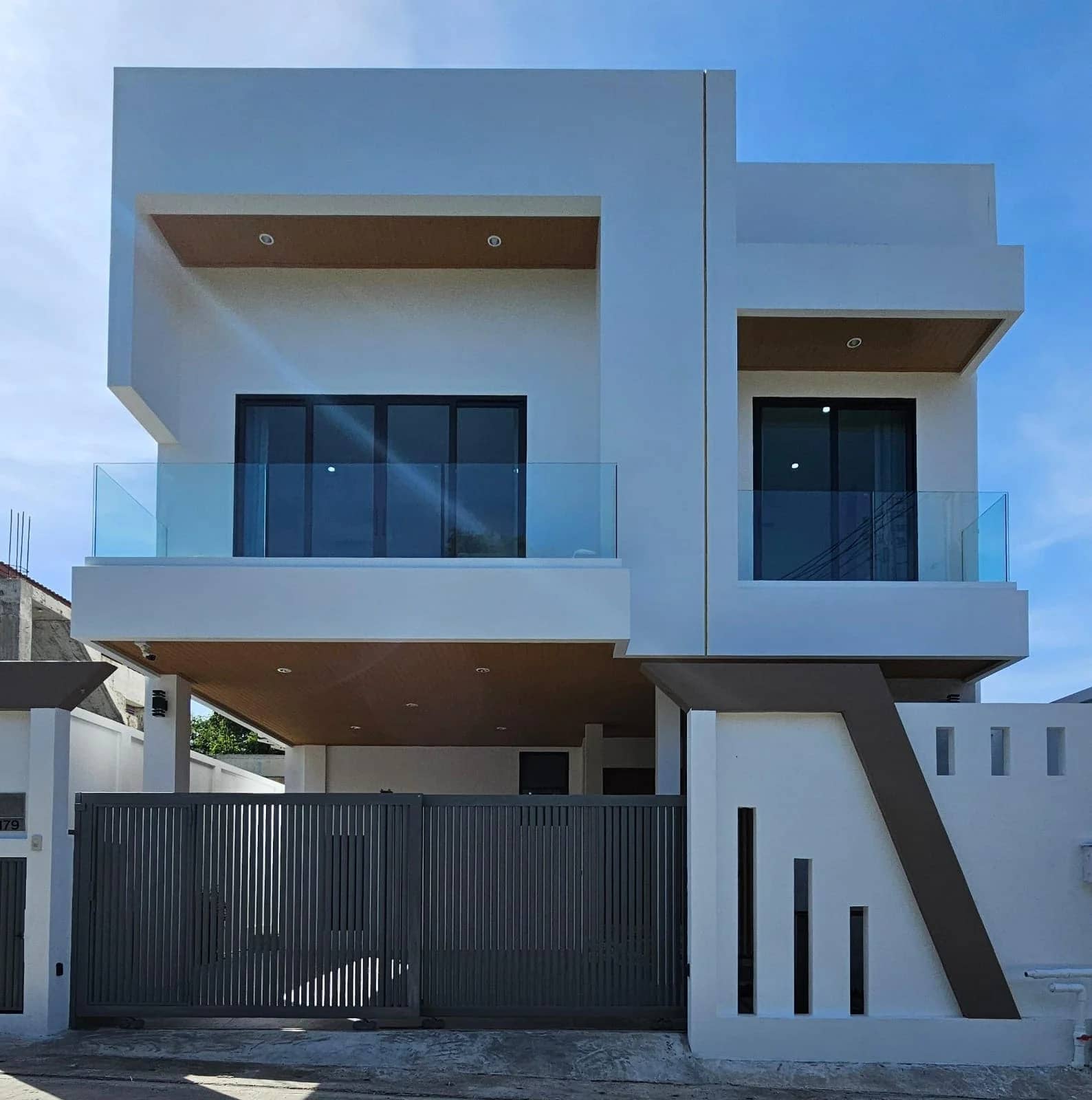 Private 4 Bedroom Pool Villa in Sai Yuan for Rent, Rawai, Phuket