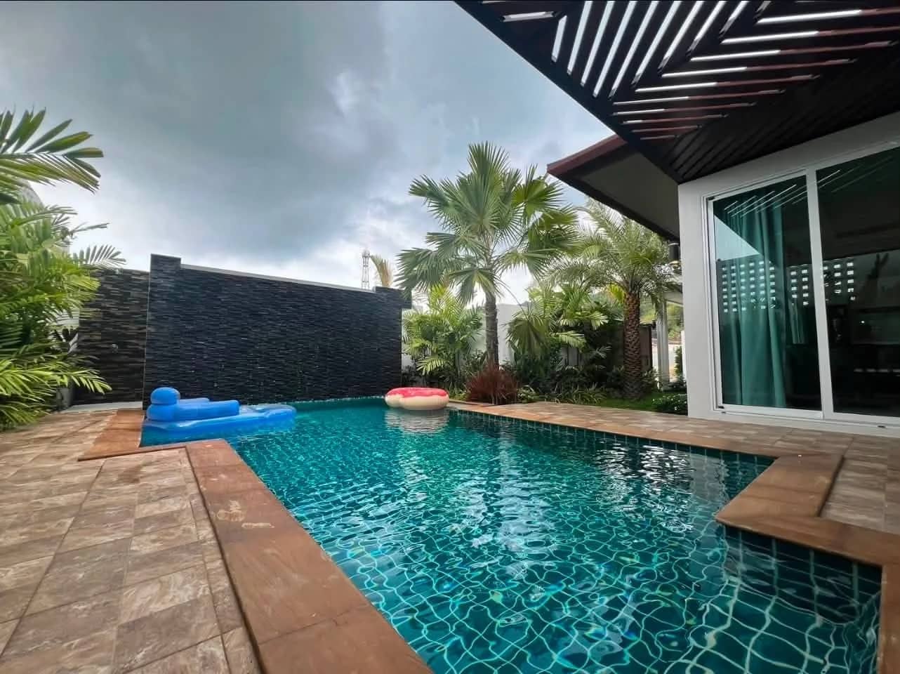 Private 3 Bedroom Pool Villa in Rawai for Rent, Rawai, Phuket