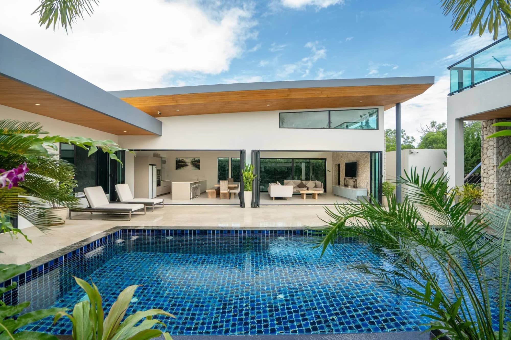Private 4 Bedroom Pool Villa in Layan for Rent, Bang Tao, Phuket