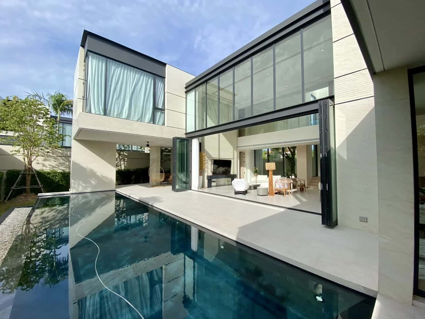 Lavish Estates, Chalong, Phuket