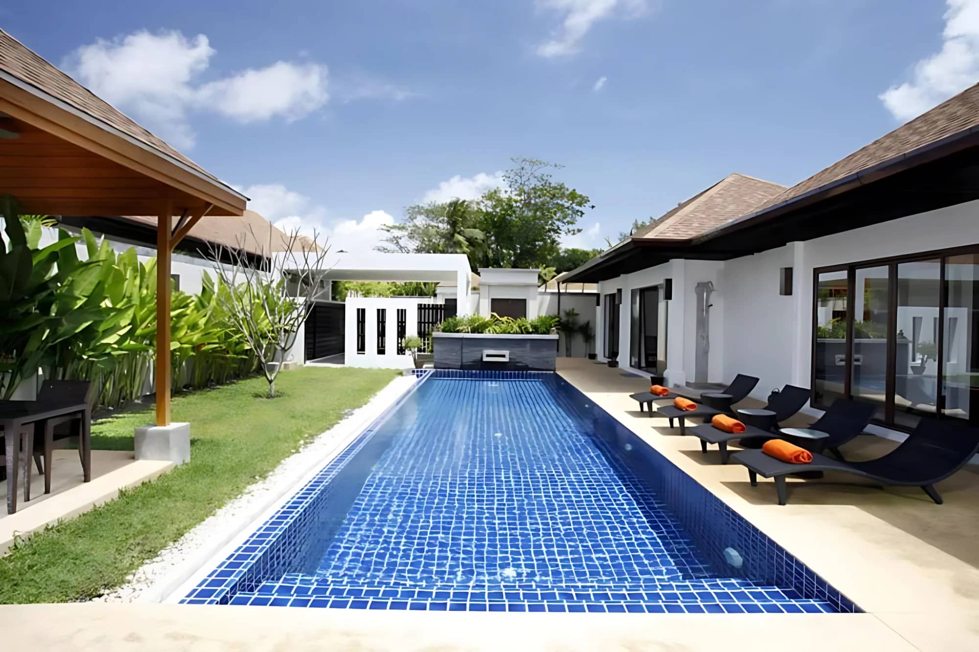Exotic Boutique 4 Bedroom Pool Villa in Rawai for Rent, Rawai, Phuket