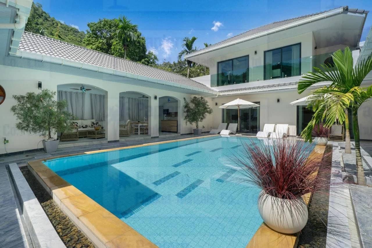 Private 4 Bedroom Villa in Rawai for Sale, Rawai, Phuket