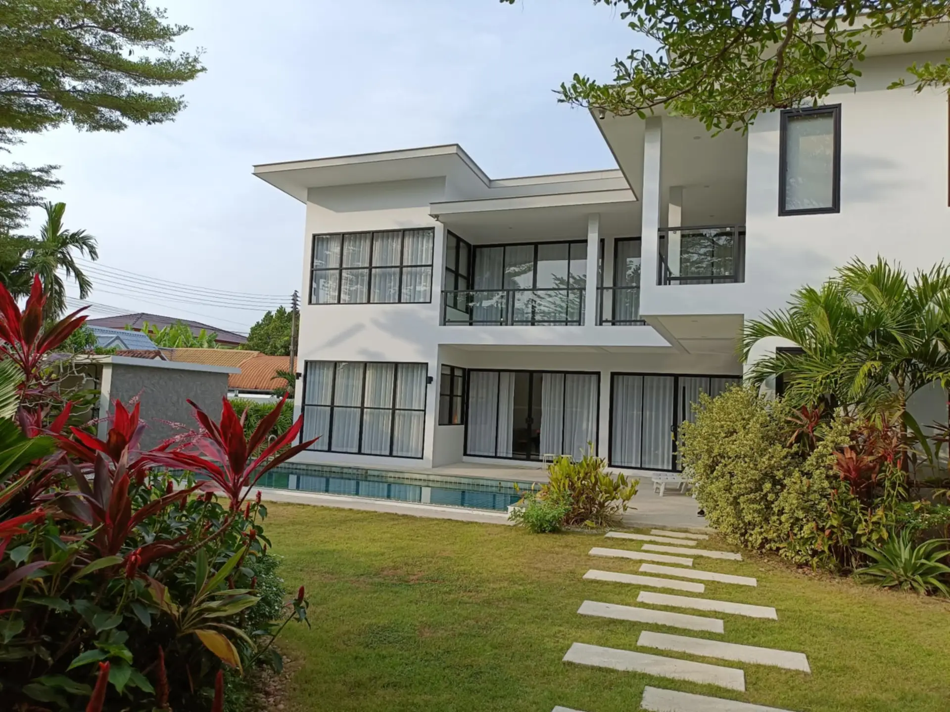 Luxury 3 Bedrooms Villa in Bang Tao for Sale, Bang Tao, Phuket